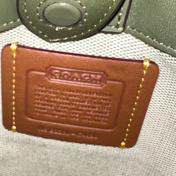 COACH Mini Cashin Tote Bag Crossbody Glovetanned Leather in Olive Green C4828 - Picture 10 of 17